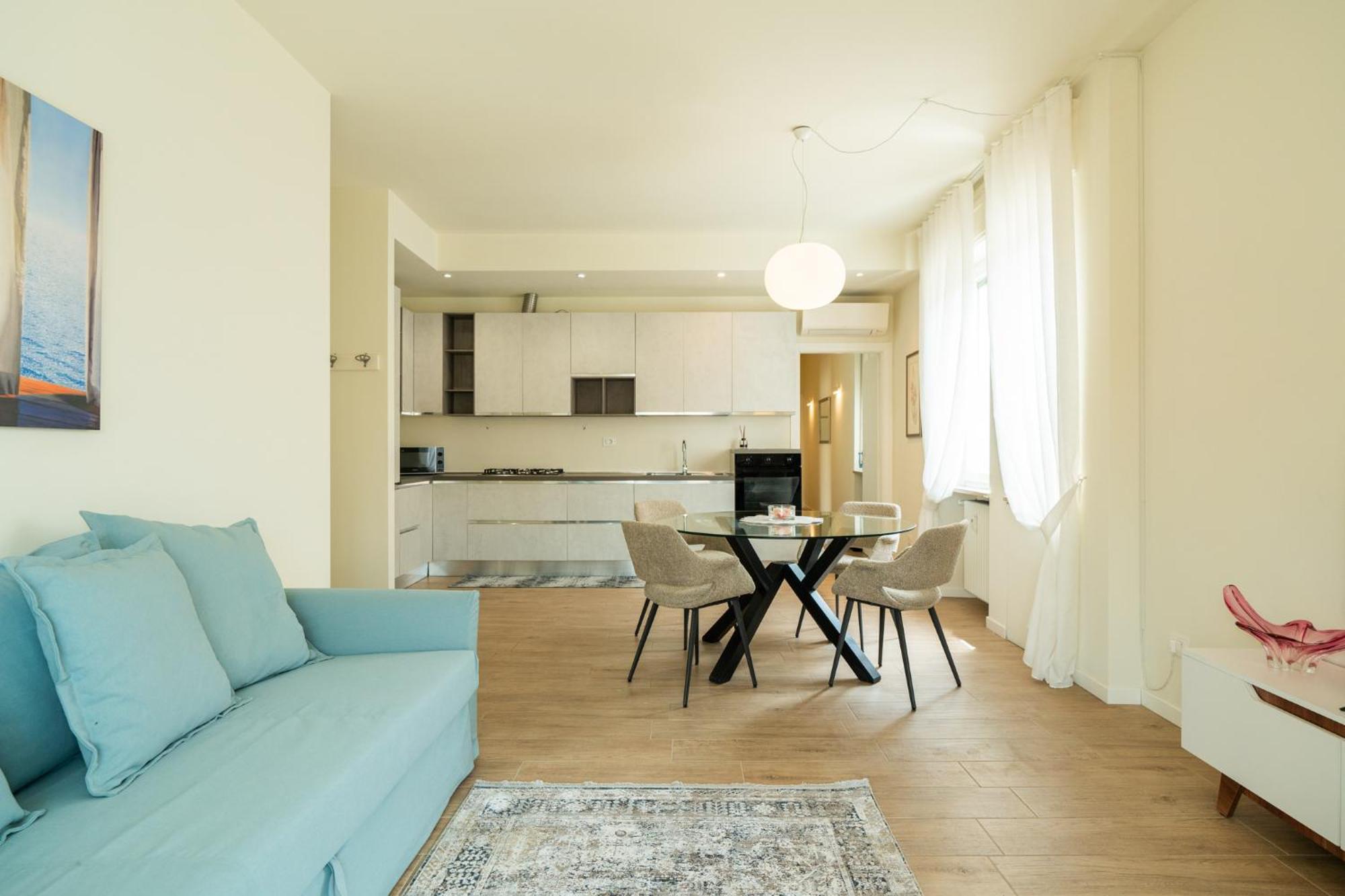 Domus Verona - Ampia Residenza Filippini A Pochi Passi Dall'Arena Bagian luar foto